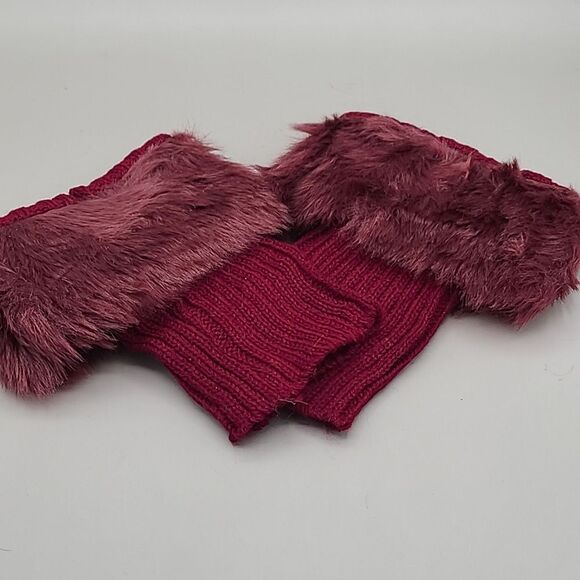 Maroon Faux Fur Boot Cuffs, NWOT - Picture 4 of 5